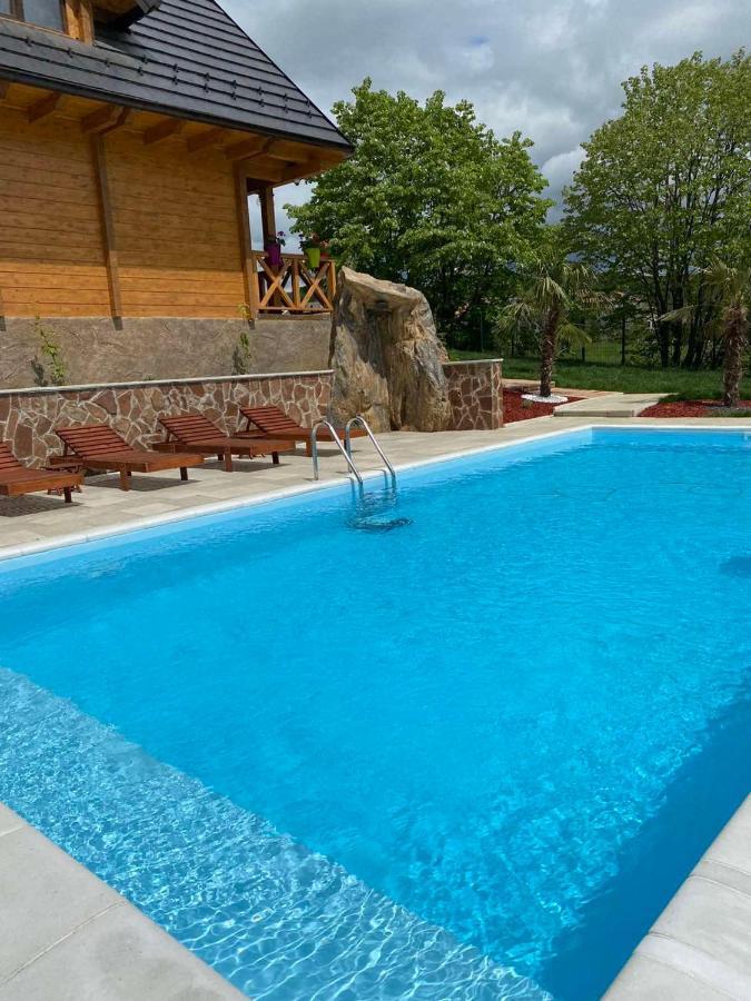 Apartmani Joka I Drvene Kucice Vrdnik Ngoại thất bức ảnh